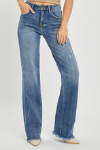 Load image into Gallery viewer, HIGH RISE LONG STRAIGHT JEANS
