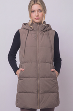 Load image into Gallery viewer, Long Hooded Puffer Vest

