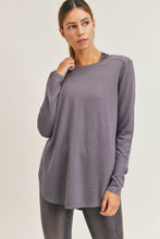 Load image into Gallery viewer, Long Sleeve Flow Top with Side Slit
