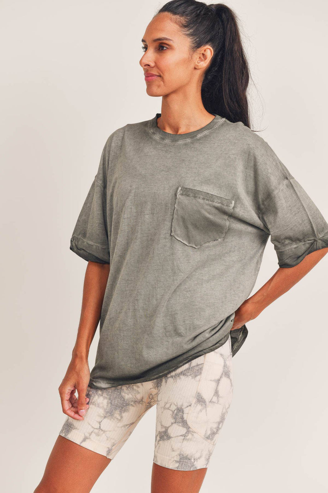 Oil-Washed Loose Fit Pocket Tee